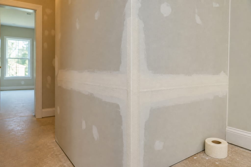 Paper tape for corners photo